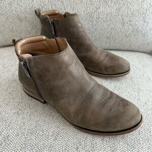 Franco Sarto Leather Taupe Ankle Booties with Side Zippers